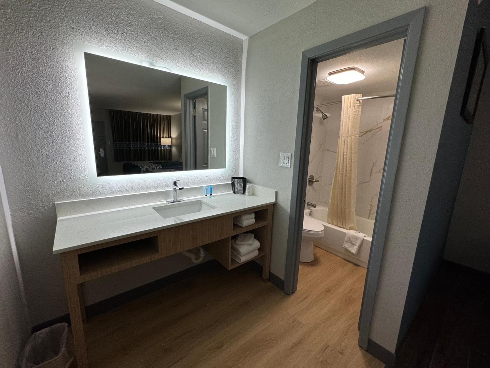 Motel Travelodge By Wyndham